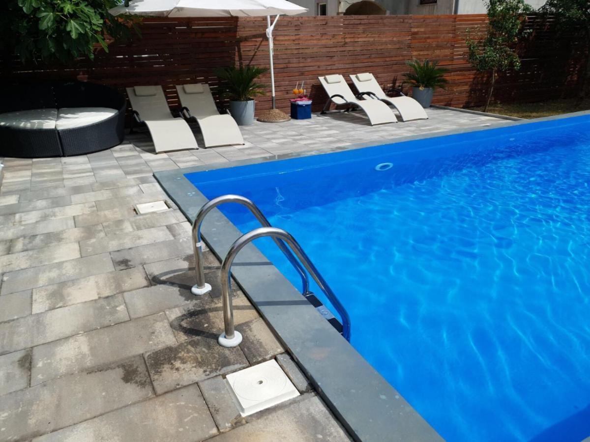 Hana Pool Only For You Loborika ภายนอก รูปภาพ